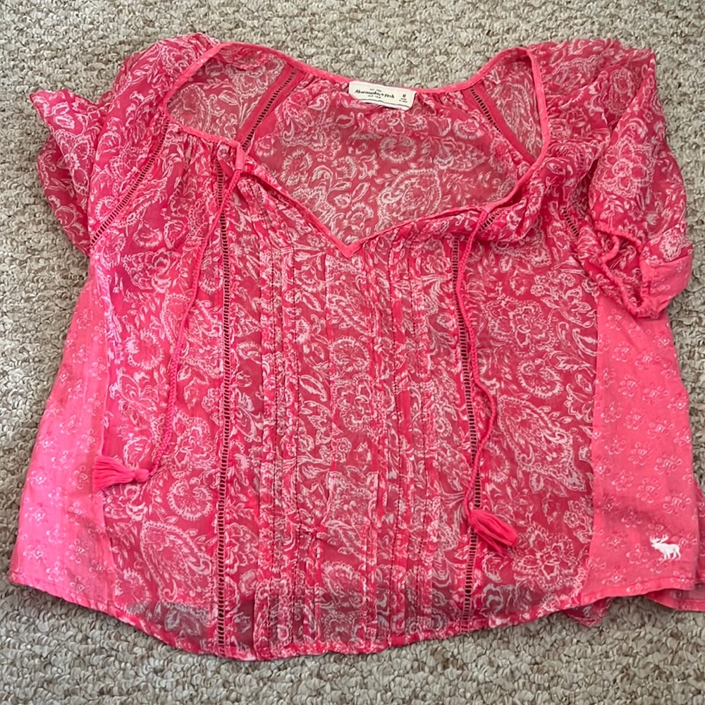 Abercrombie & Fitch top